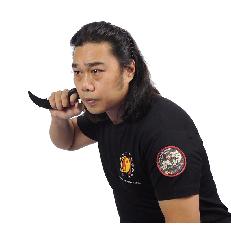 台湾龙裕虎牙虎爪练习塑钢鹰爪塑胶犀牛指环更多武术装备
