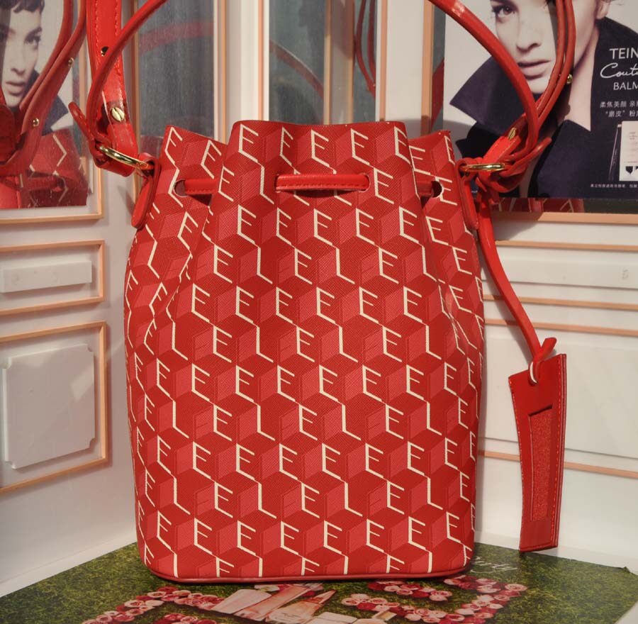 雅诗兰黛红色印花牛年鸿运花开抽绳拎包卡包时尚通用款女包