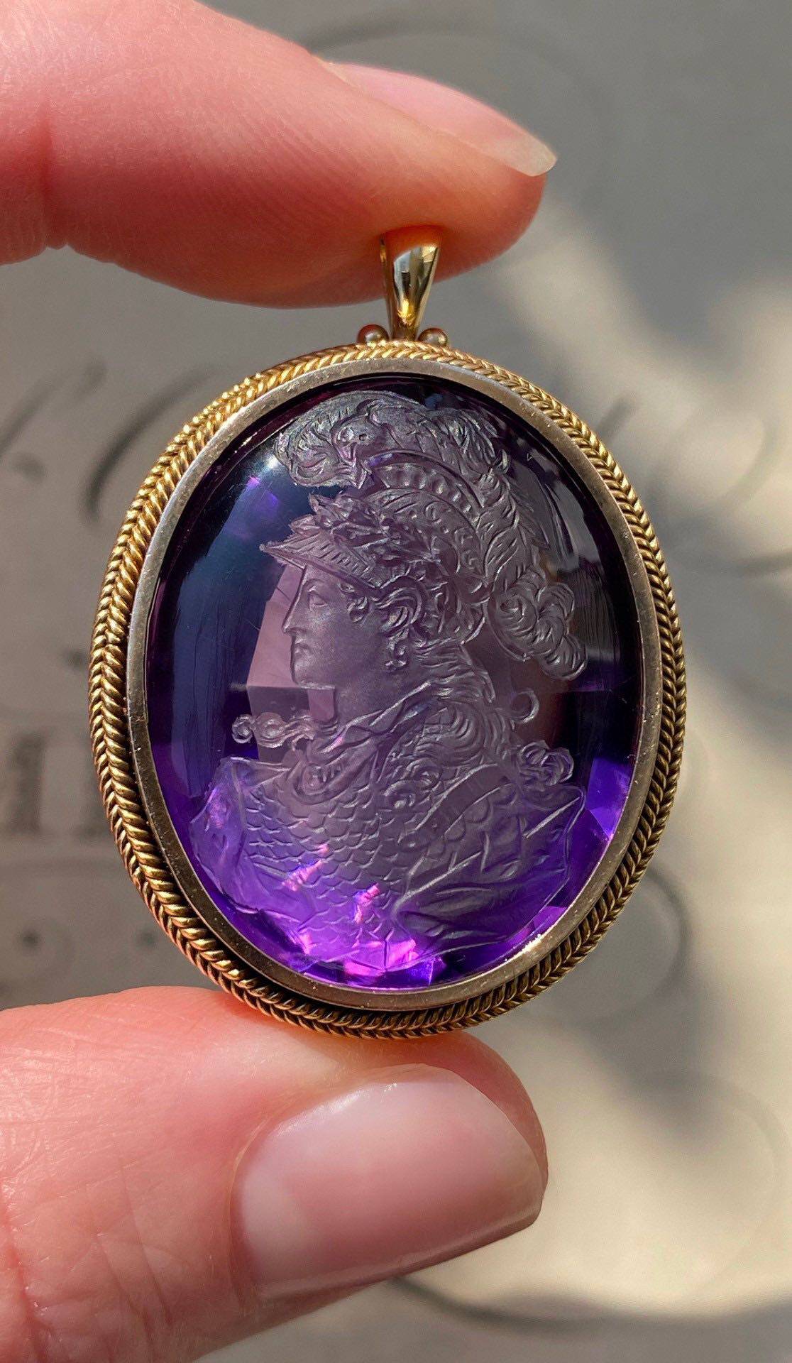 维多利亚18k紫水晶cameo卡梅梅奥胸针jkatie古董回流胸针