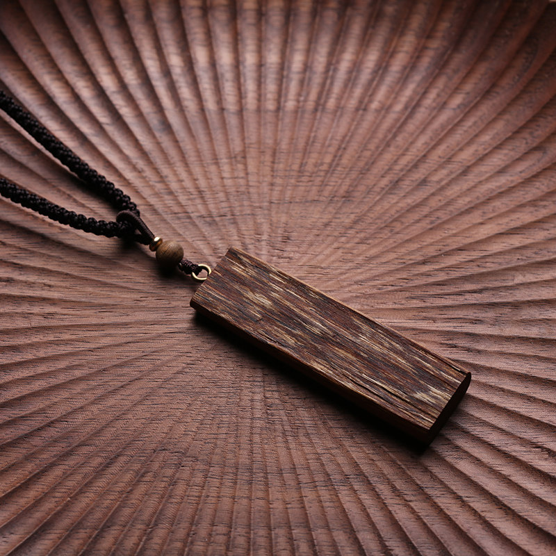 天然沉香平安无事吊坠挂件项坠男女原木木质饰品项坠