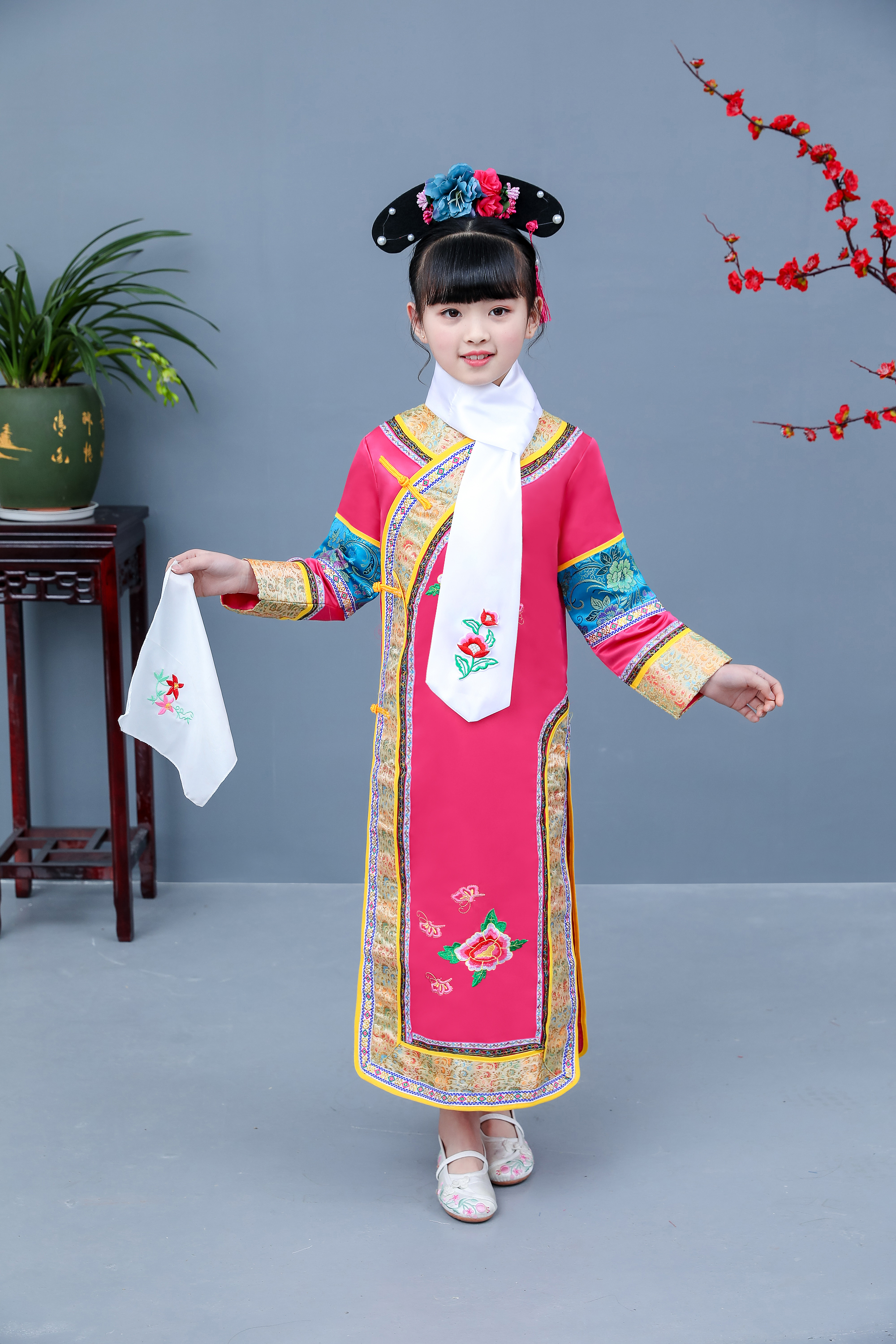 新款古装幼儿清朝还珠格格服饰宫女旗袍儿女女童儿童演出服