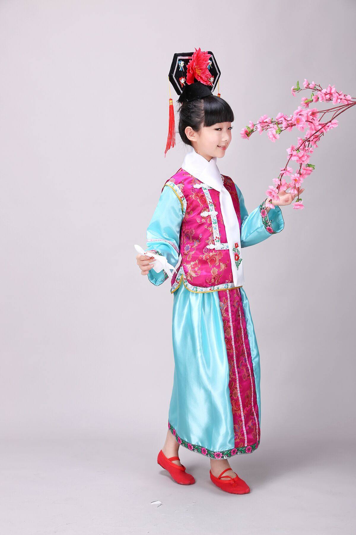 六一儿童演出服格格清朝古装女童满族旗服古代儿童演出服