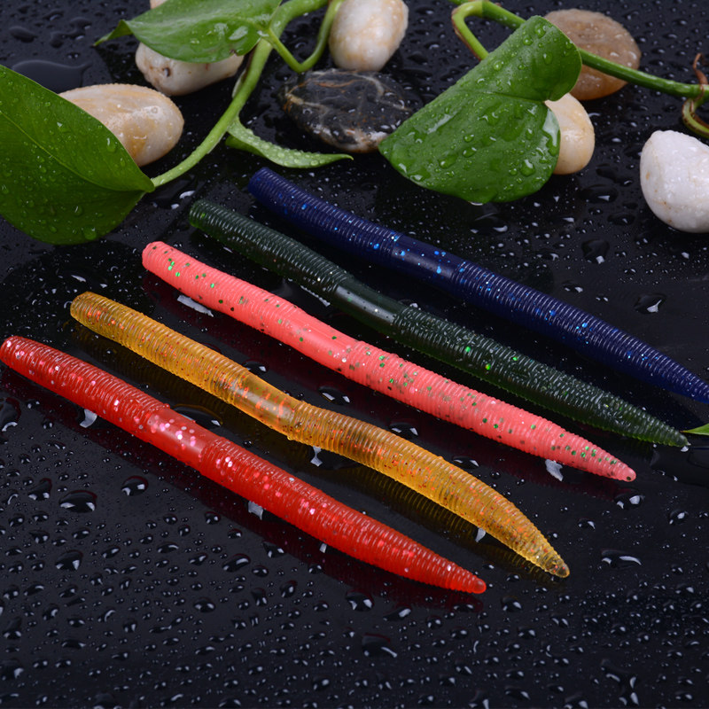 路亚饵面条虫软饵13cm8g倒吊路亚德州钓组曲柄铅头钩蠕虫仿生假饵