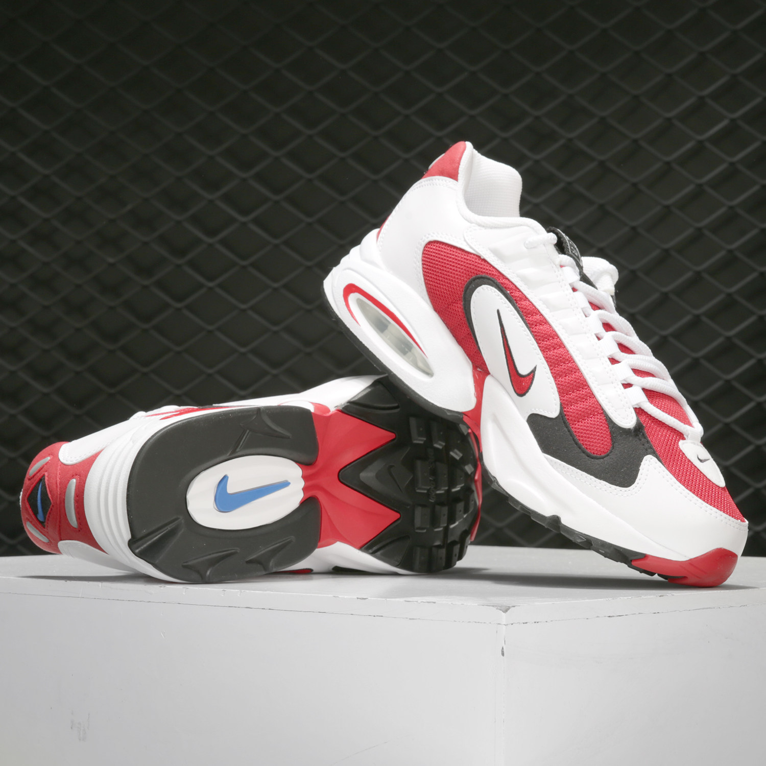 nike耐克正品新款airmaxtriax男子男子气气垫跑步鞋