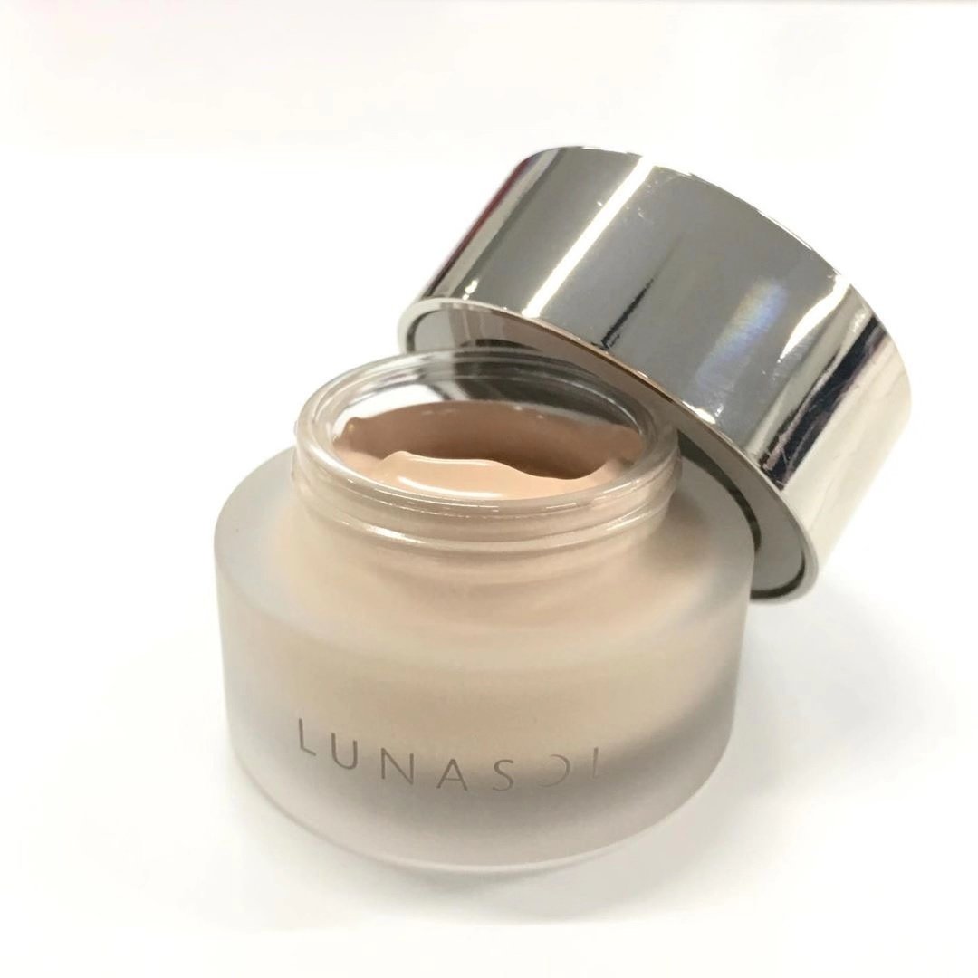 lunasol日月晶采2019秋季新版粉霜保湿清透 spf15/pa   30g