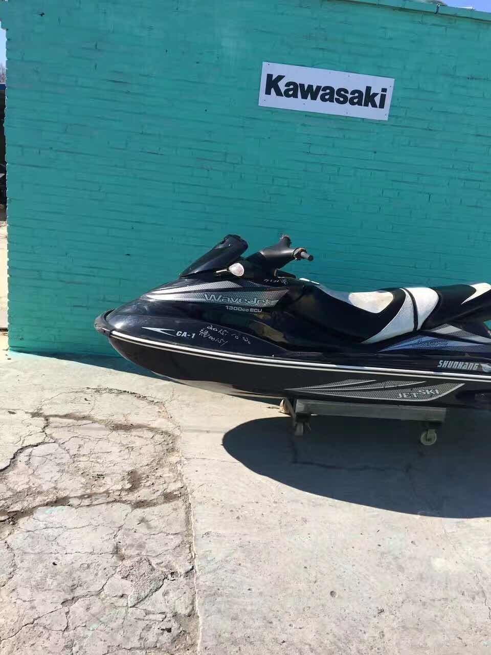 铃木1100摩托艇汽艇水上船艇现货实拍