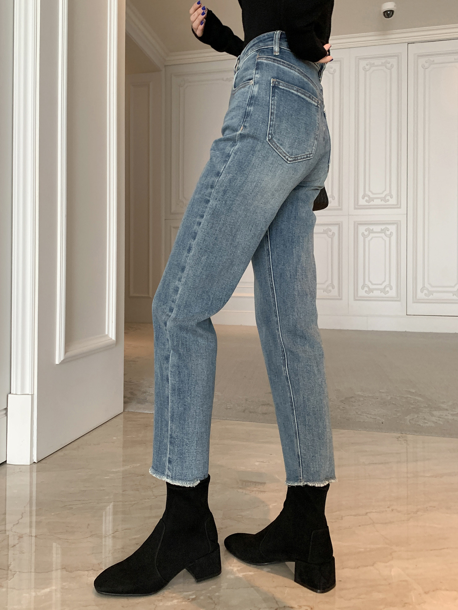 制衣法棍牛仔裤女高高腰修身显瘦2021秋季新款牛仔裤