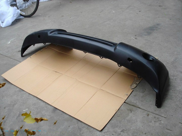 三菱长丰帕杰罗v73前保保险杠前杠03款有孔保险杠