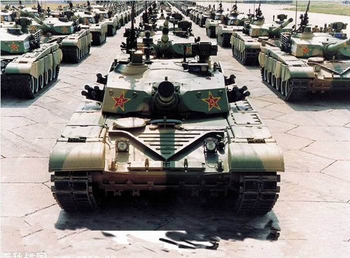 正版小号手 拼装模型 1/35 中国98式新型主战坦克 带双电机