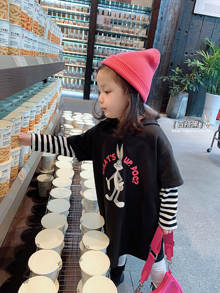 辰辰妈女童童装新款兔巴哥联名儿童两件连帽衣裙卫衣