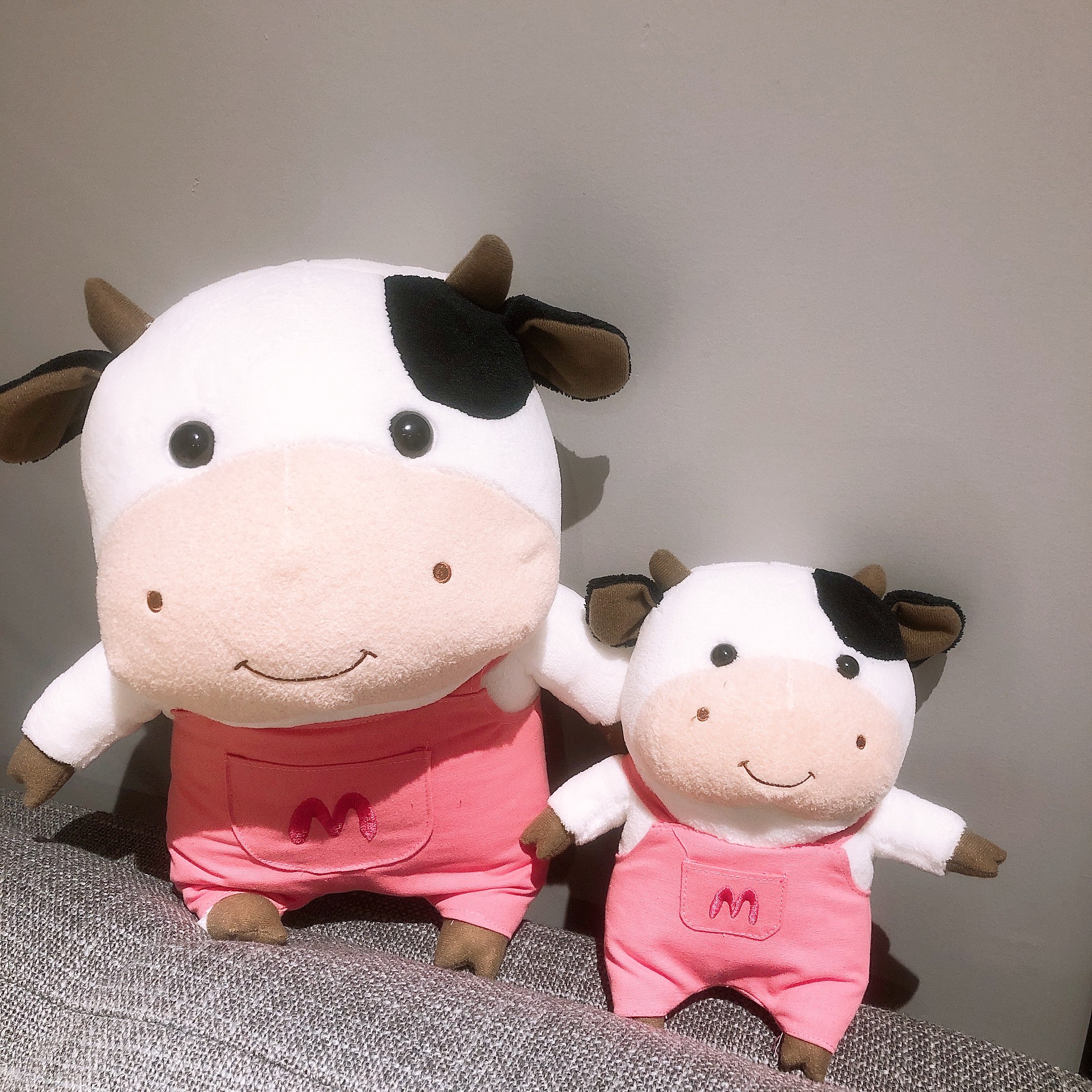 可爱奶牛公仔小牛毛绒玩具生肖玩偶布娃娃丑萌少女毛绒布艺类玩具