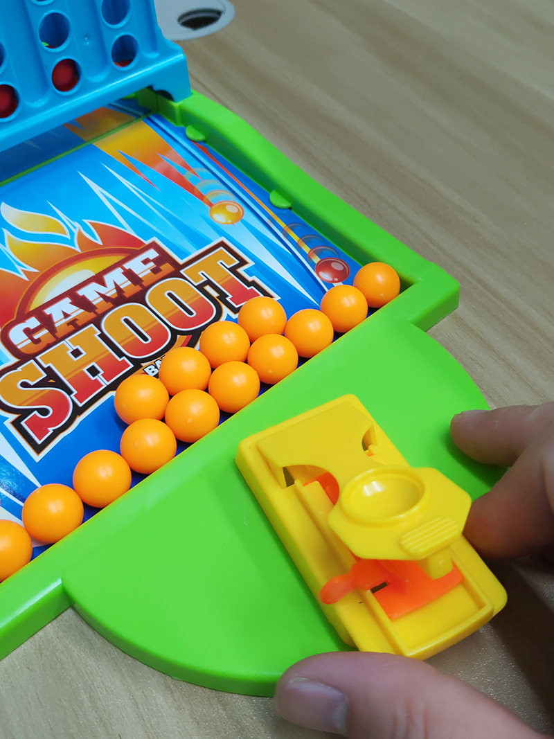 儿童桌面游戏类桌游男孩女孩礼物益智亲子弹珠玩具儿童桌面游戏类