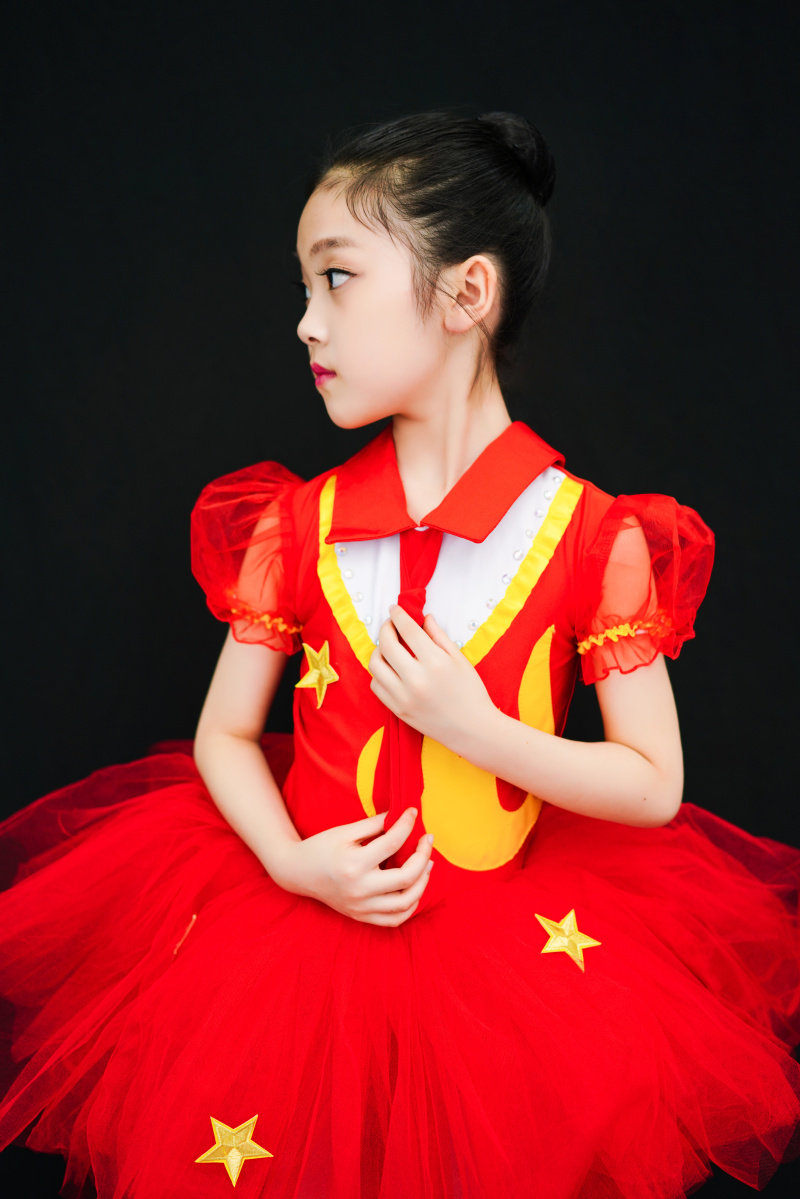 儿童舞蹈服装定制设计歌颂祖国红领巾少先队员红色儿童演出服