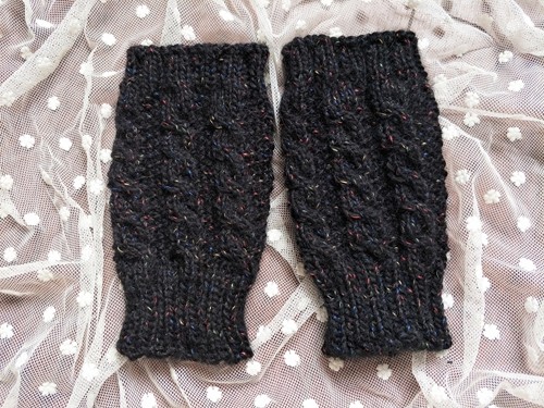 纯手工编织麻花淑女手套 甜美搭毛衣短袖口套 典雅办公室手腕套