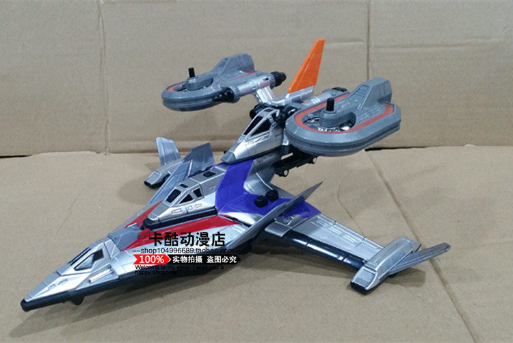 戴拿奥特曼飞机合体玩具 胜利神鹰号阿尔法斯佩里奥5合一飞机模型