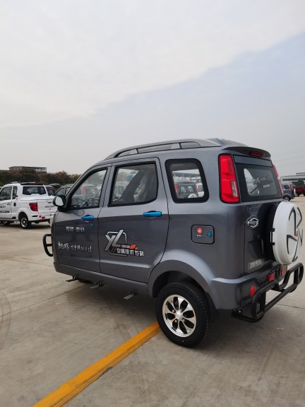 耀隆隆隆越带空调老年人残疾人可用载客全封闭带棚摩托车整车