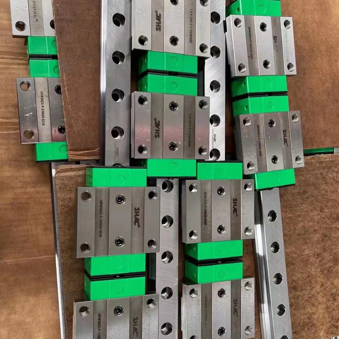 台湾鼎翰shac滚柱导轨滑块grh25sarg30rgh35grhgrw45cc直线运动轴承