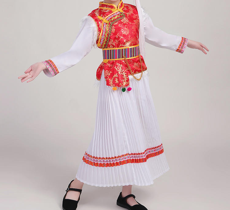云南怒江傈僳族普米族童装舞蹈演出演出服服装小孩