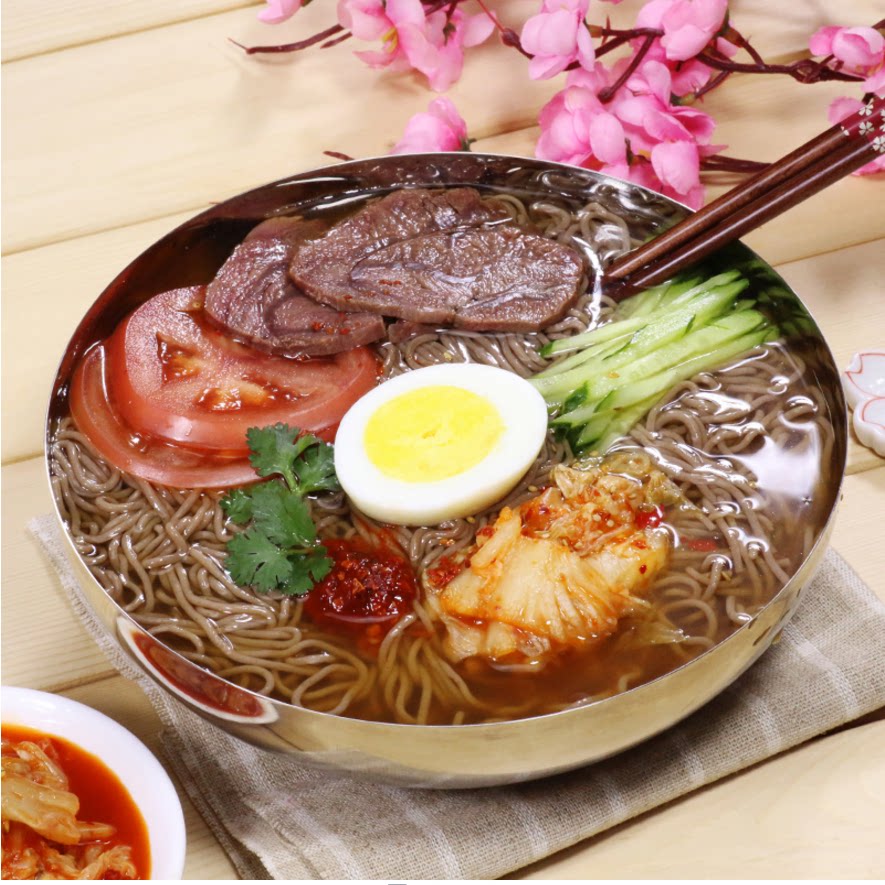 正宗韩国荞麦冷面进口清水拌面干拌冷面720g4人份带冷面调料 辣味