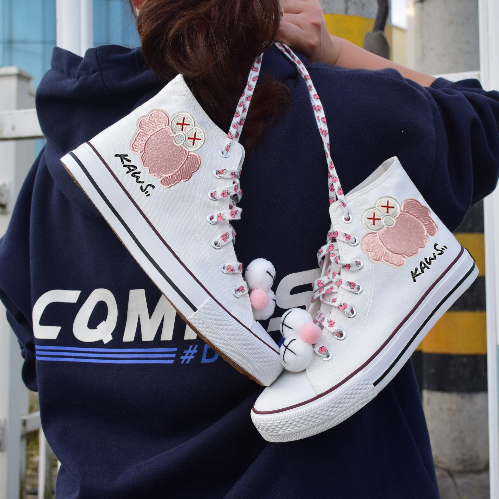 2020回力kaws芝麻街联名高帮帆布鞋彩绘爆改鸳鸯男鞋涂鸦手绘鞋子