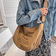 Large -capacity canvas bag messenger bag Han Guozhong Lazy Hong Kong style retro commute bag 2022 new letters big bag Large -capacity canvas bag messenger bag Han Guozhong Lazy Hong Kong style retro commute bag 2022 new letters big bag