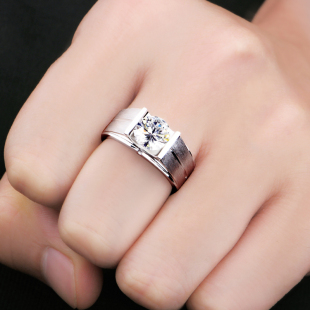 美国cc莫桑石戒指男18k白金一1克拉钻戒磨砂低调稳重商务砂面指环