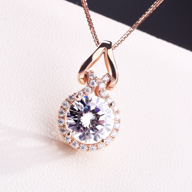 美国进口莫桑石钻吊坠18k玫瑰1克拉钻石锁骨项坠