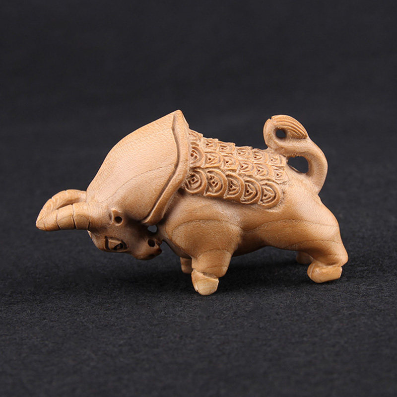 摆件泰山慈航阁桃木木牛木雕华尔街金钱造型家居装饰木雕