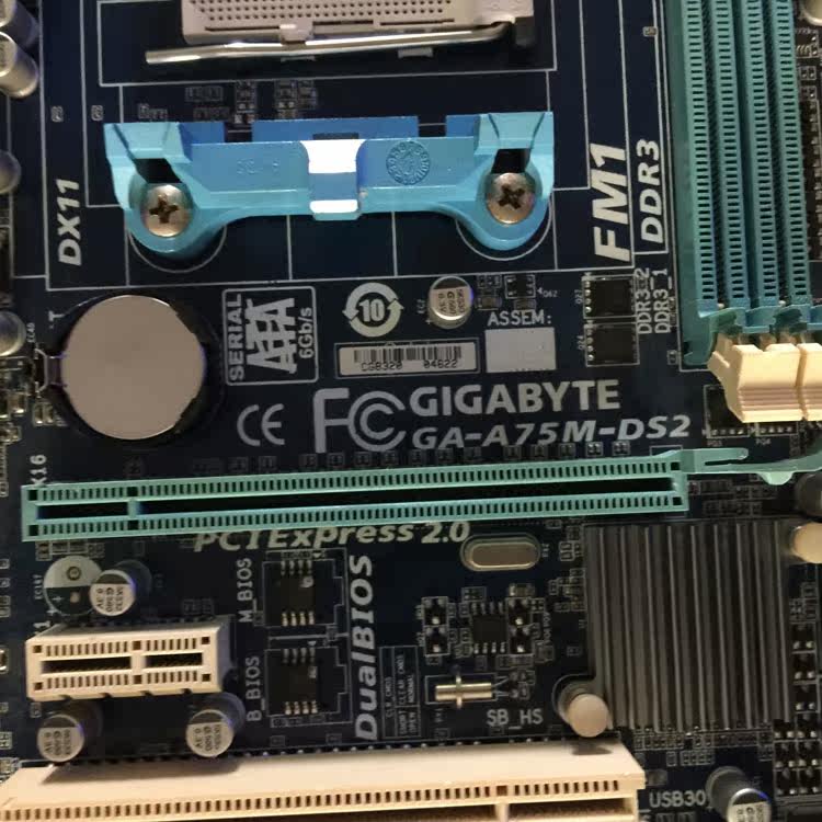 技嘉f2a55m-ds2二手主板fm2集成小板另有fm1a75m-s2v主板