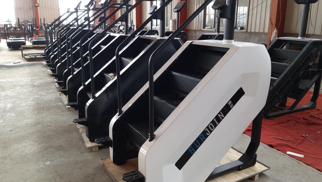surjoin兽匠专用攀爬机商用登山机工作室楼梯机有氧健身运动器材