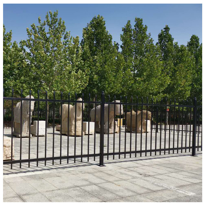 加厚围墙护栏锌钢户外围栏工厂别墅隔离铁丝网护栏