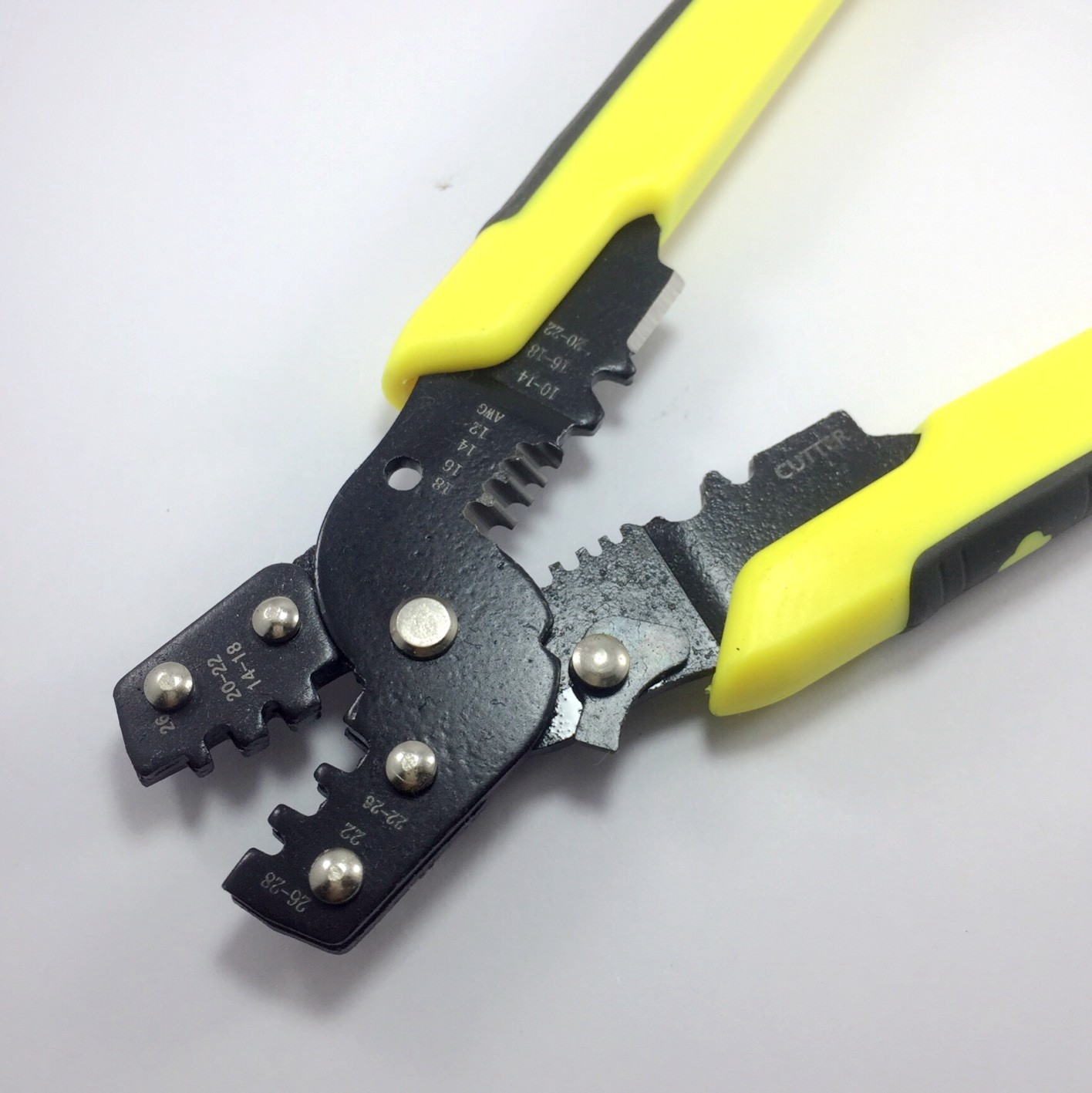 剥线电工电线去皮器拨线钳多功能压线剪线剥皮压线钳