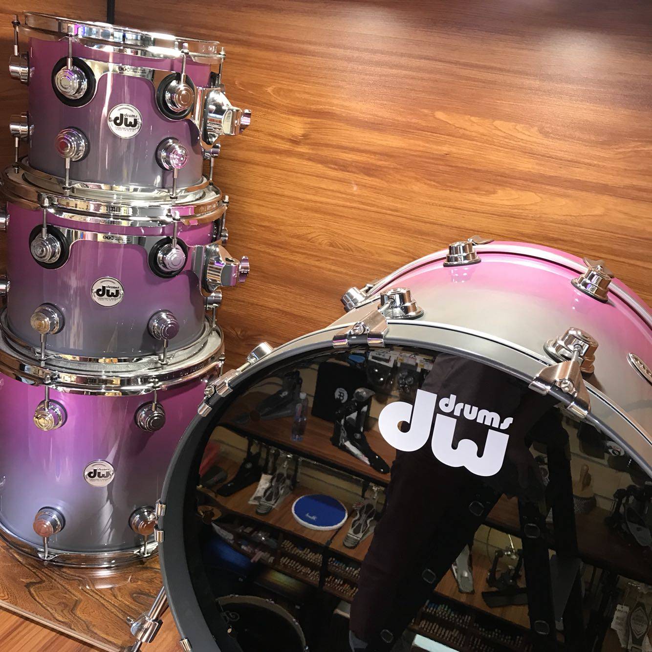 美国dwcustomshop收藏家烤漆架子鼓爵士鼓架子鼓