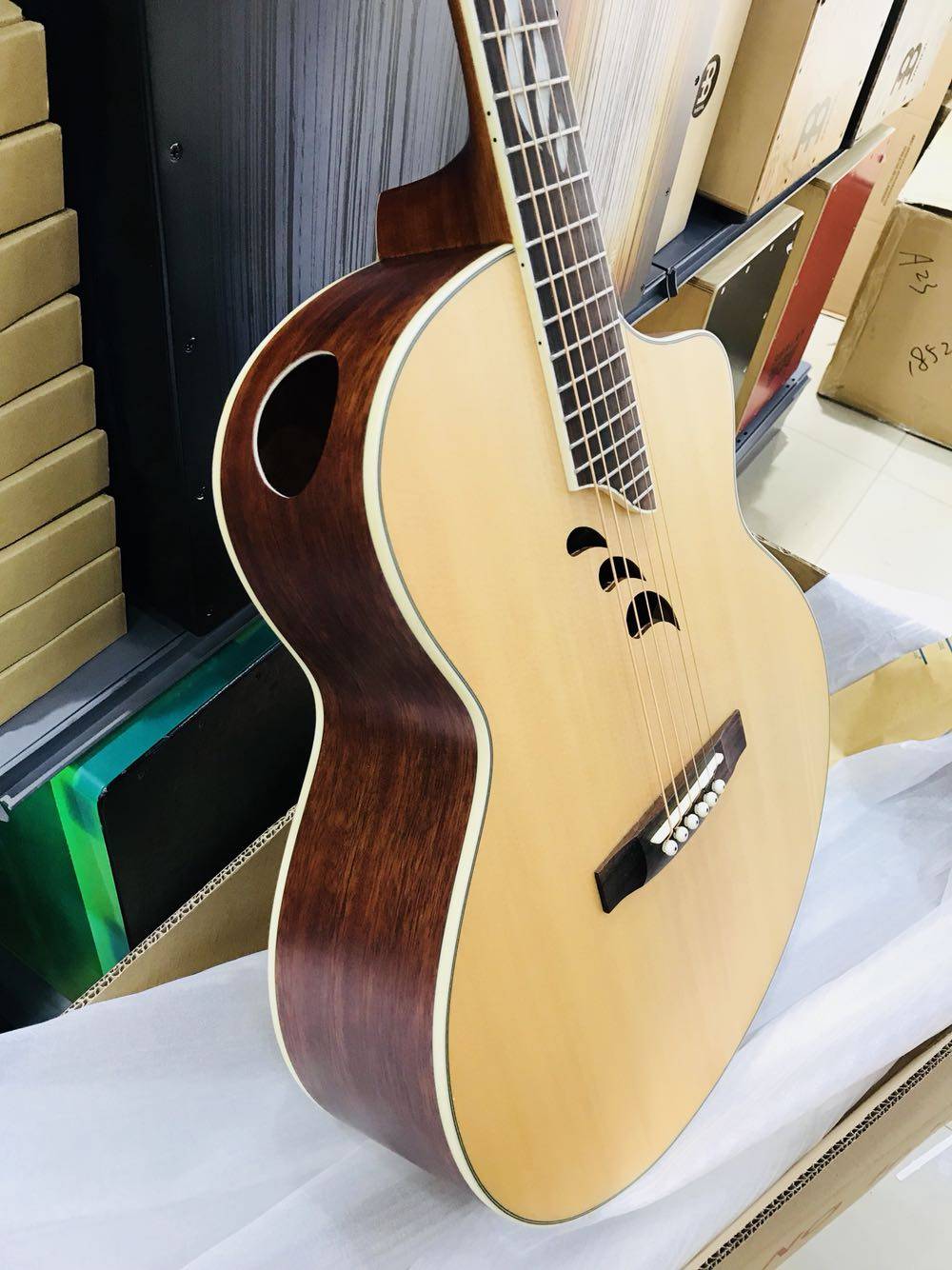 奥森aosenat660单板新款民谣木吉吉他吉他民谣吉他