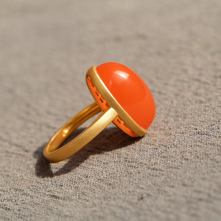 南红玛瑙原石石料戒面女小众设计18k金戒镶嵌戒指