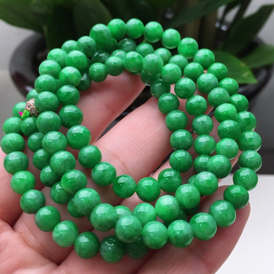 缅甸天然翡翠108颗佛珠满绿圆珠项链颜色均匀颈饰
