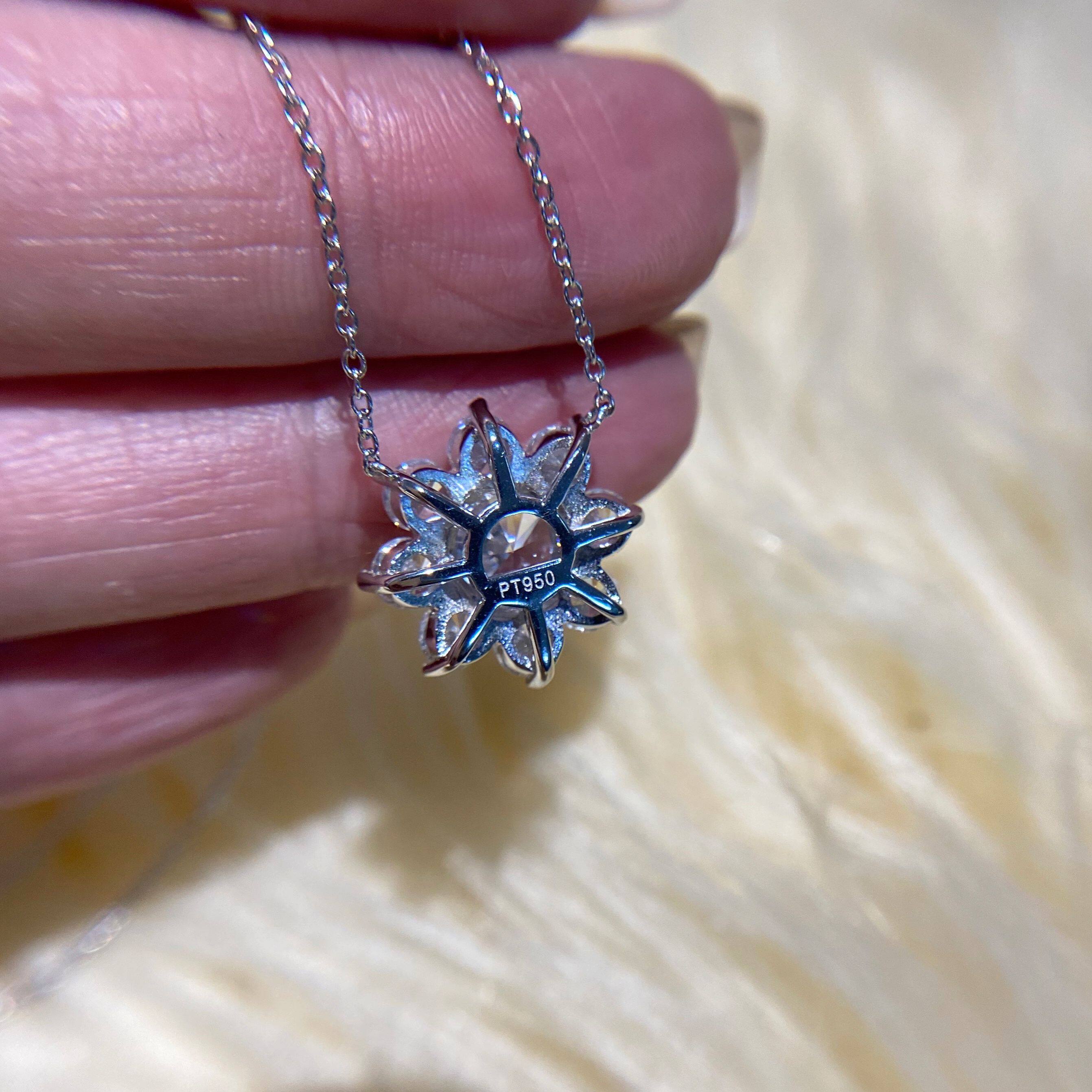 闪的2克拉太阳花项链锁骨链女纯银电镀18k铂金项链