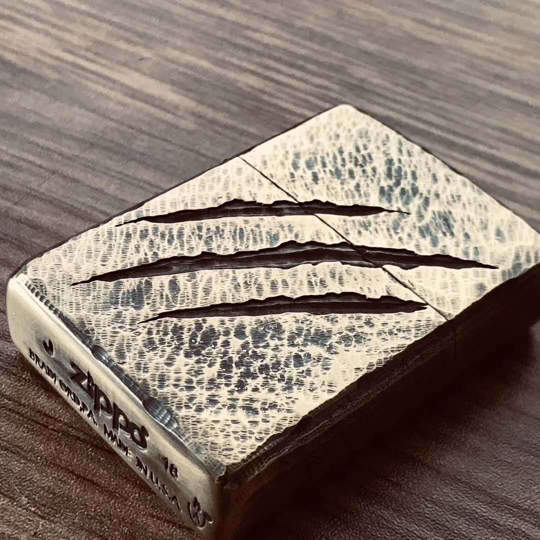 盔甲zippo打火机防伪可验验货爪痕纯铜3d分层zippo