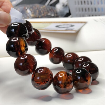 精品天然抚顺琥珀黑红翳珀手19mm珠子土豪收藏品原矿手饰