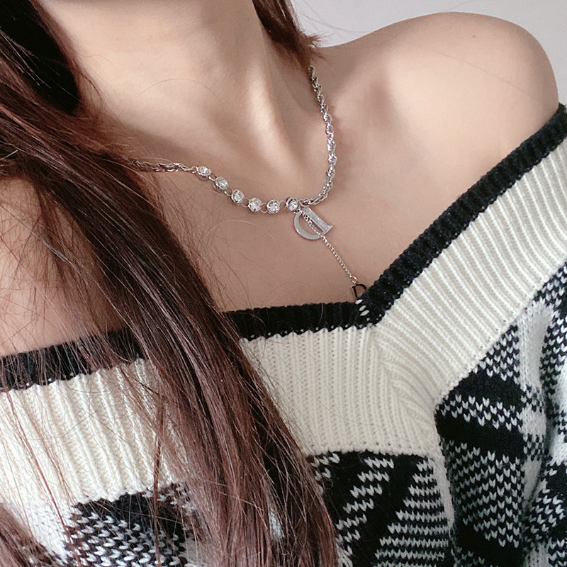 项链艺米米诺水钻字母气质钛钢时尚网红设计项链