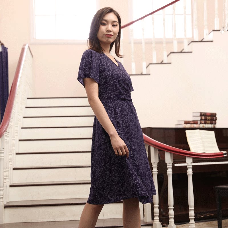 宗洋zongyang女装2021夏季新品v领短袖气质常规连衣裙7582