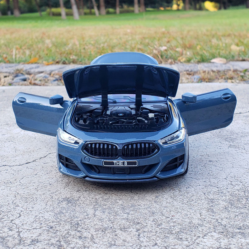 车模宝马m8轿跑合金声光回力开门玩具车仿真车模