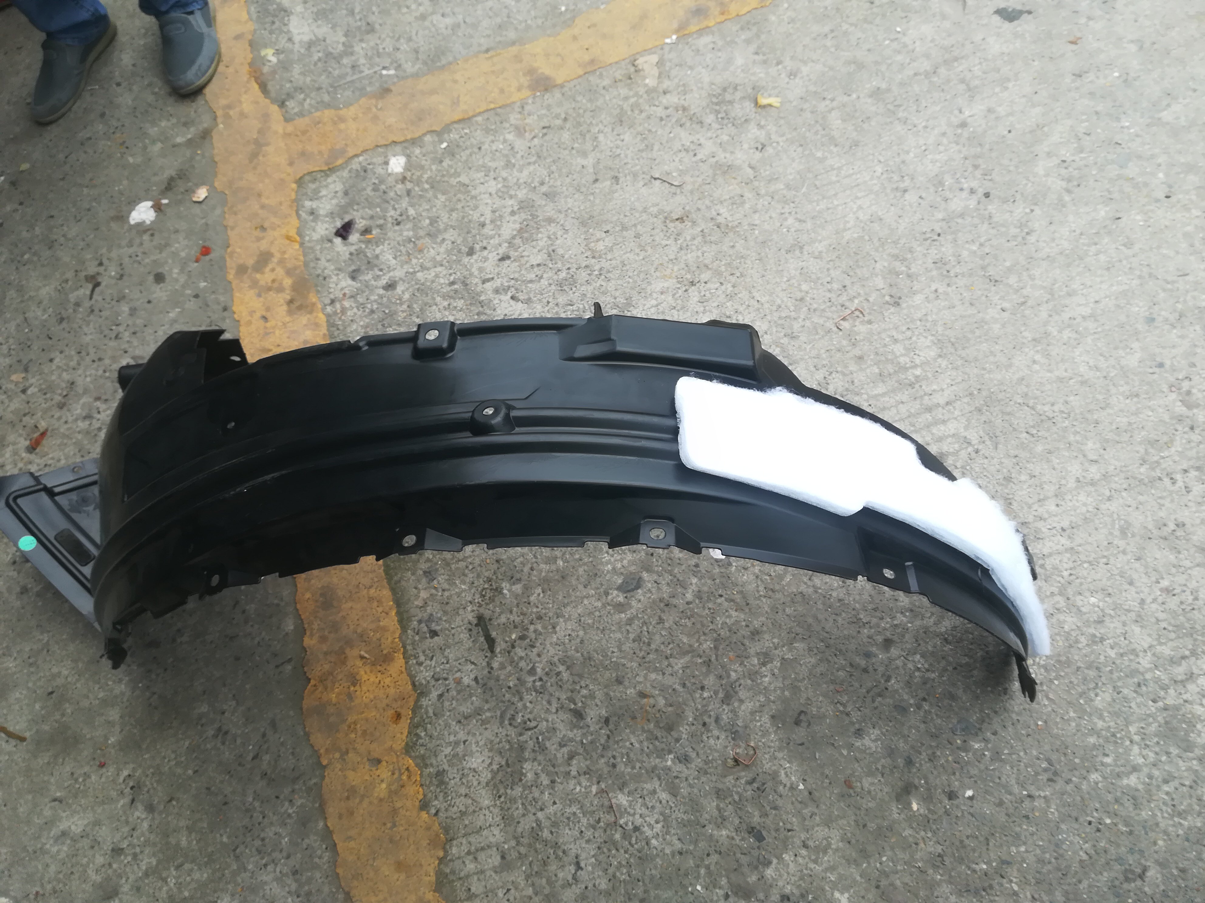 叶子板内挡泥板适配东风风神ax7叶子板内衬