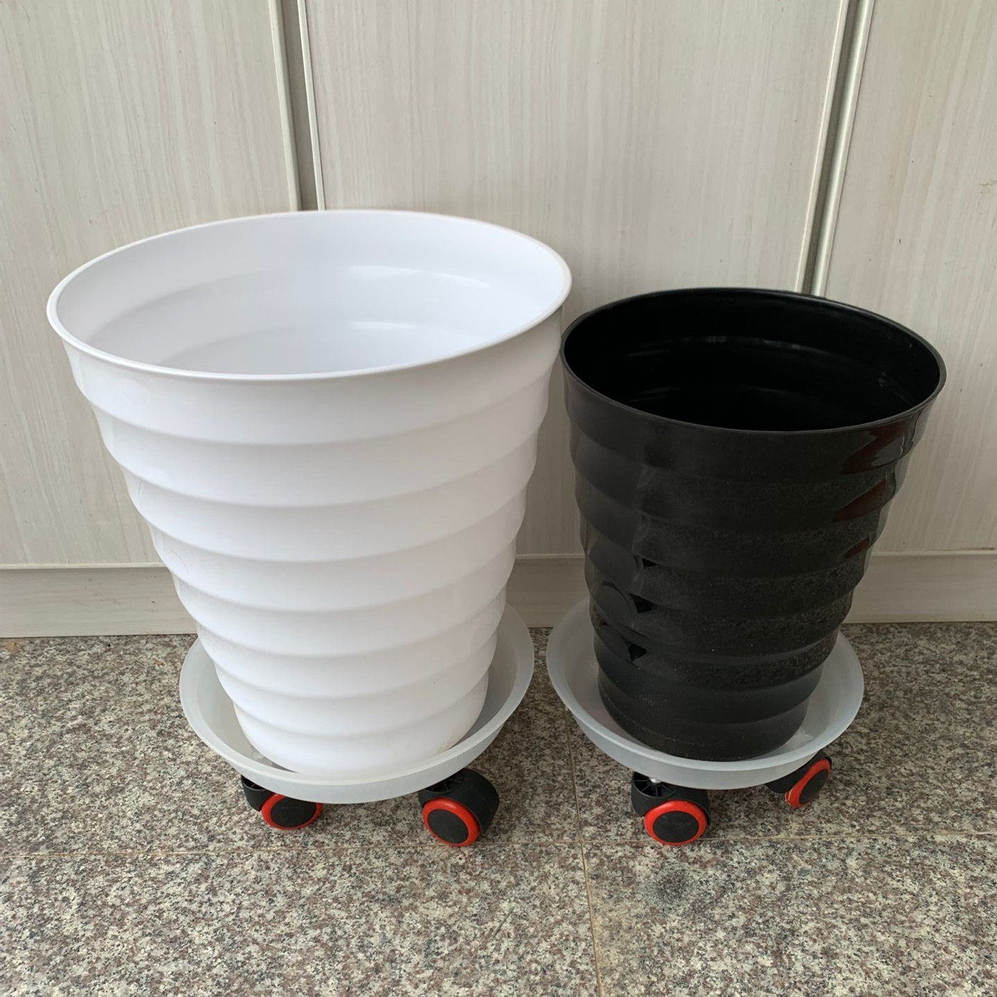 树脂万向可移动花盆托盘陶瓷盆栽塑料圆形底盘花托