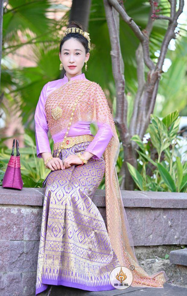 傣王妃服饰泰国传统服装女套装有披纱立领长袖秋款迎宾接待门童服