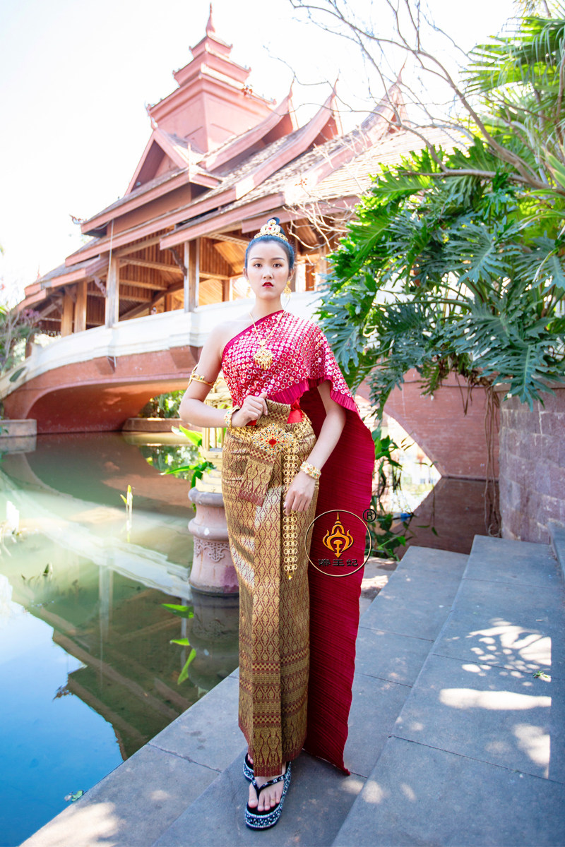 服饰傣王妃泰国传统傣族泼水节盛装泰式活动迎宾民族服装