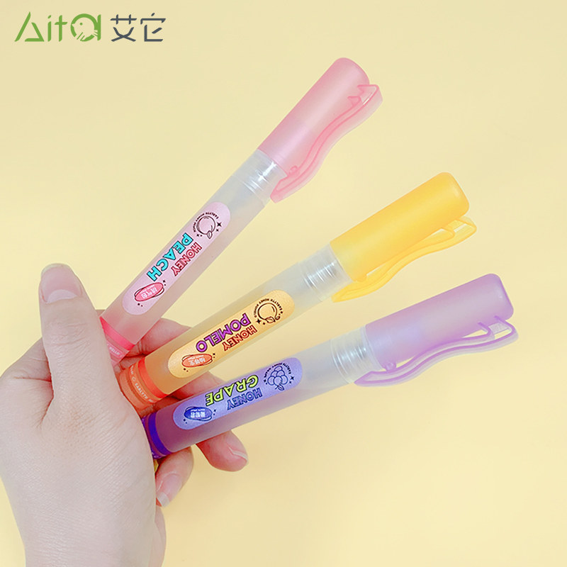 美术师接吻男女便携持久型口气口腔口臭喷雾清新口腔清新剂