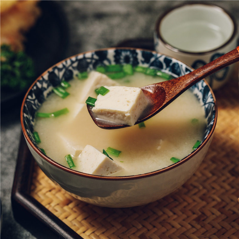 日式汤大酱菜汤蔬菜豆腐菜豆裙带汤裙带汤速食速食速食汤