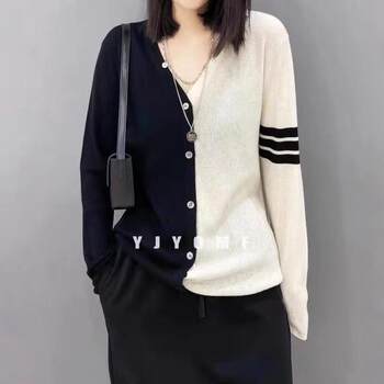 ເສື້ອຢືດ cardigan ຄໍ V-neck ອ່ອນໂຍນສໍາລັບແມ່ຍິງໃນຕົ້ນລະດູໃບໄມ້ປົ່ງແລະລະດູໃບໄມ້ປົ່ງໃນລະດູໃບໄມ້ປົ່ງໃຫມ່ທາງເທິງແບບເກົາຫຼີແບບວ່າງໆ ເສື້ອຢືດສ່ວນບຸກຄົນ