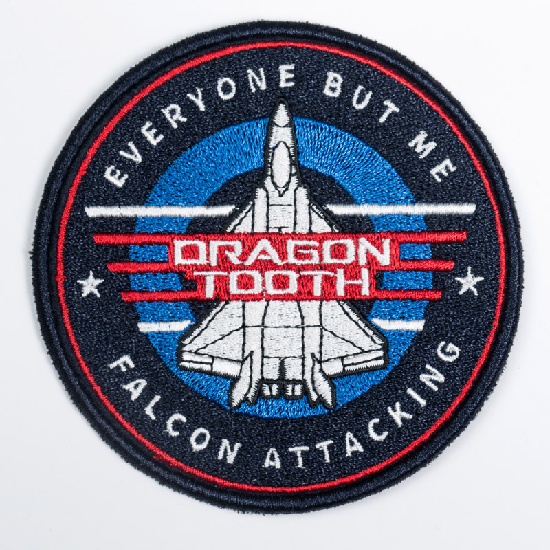 新品上市龙牙猎鹰战术臂章铁血君品